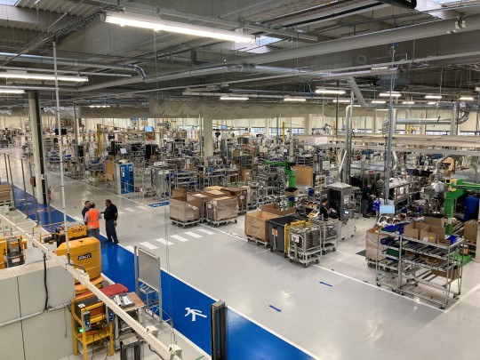 Atlantic dispose de 31 usines dans le monde, dont 13 en France, avec 11 600 salariés pour 2,7 Mds€ de ventes.